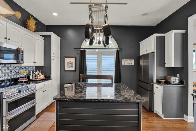 9061 Crystal Lake Drive, Indianapolis, IN 46240