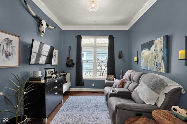 9061 Crystal Lake Drive, Indianapolis, IN 46240