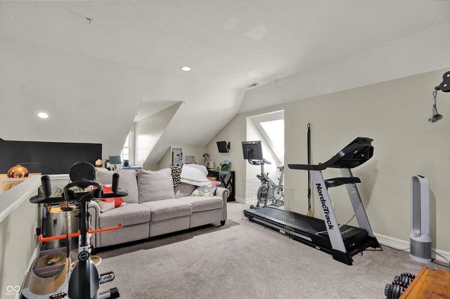 9061 Crystal Lake Drive, Indianapolis, IN 46240