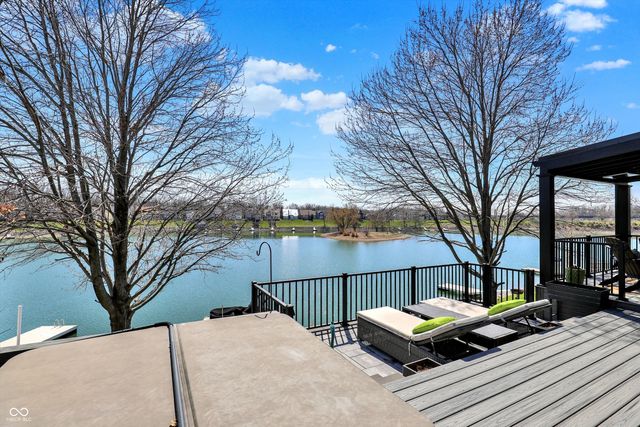 9061 Crystal Lake Drive, Indianapolis, IN 46240