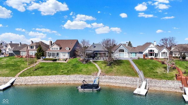 9061 Crystal Lake Drive, Indianapolis, IN 46240