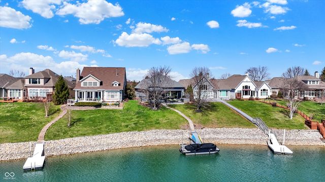 9061 Crystal Lake Drive, Indianapolis, IN 46240