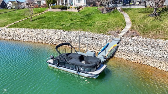 9061 Crystal Lake Drive, Indianapolis, IN 46240