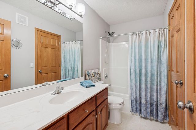 9748 Geisler Road, Eden Prairie, MN 55347