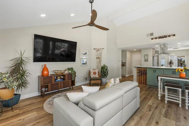 4722 Collinos Way, Oceanside, CA 92056