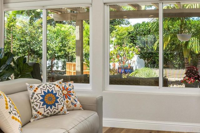 4722 Collinos Way, Oceanside, CA 92056