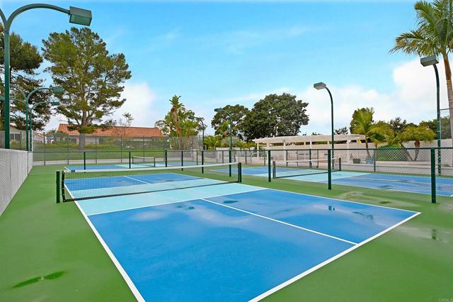 4722 Collinos Way, Oceanside, CA 92056