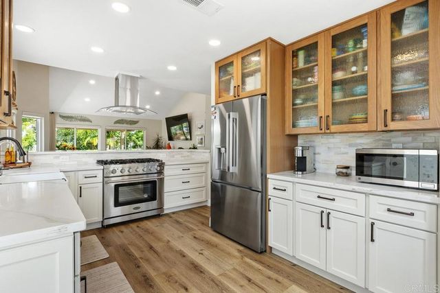 4722 Collinos Way, Oceanside, CA 92056