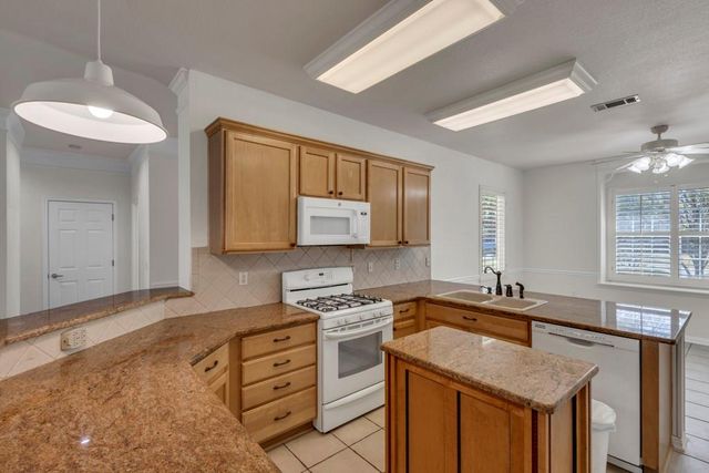 201 Dawson TRL, Georgetown, TX 78633