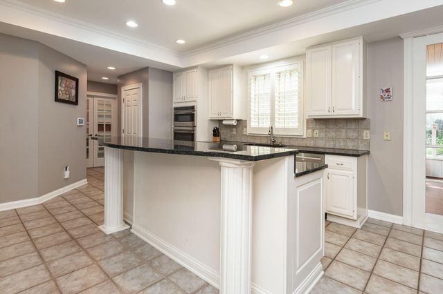 3516 Willow Grove, New Albany, OH 43054