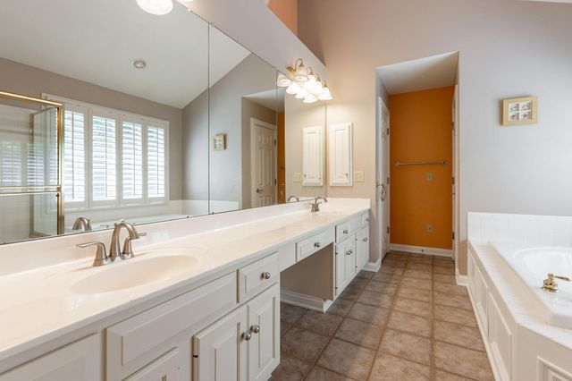 3516 Willow Grove, New Albany, OH 43054
