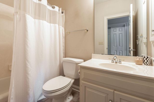 3516 Willow Grove, New Albany, OH 43054