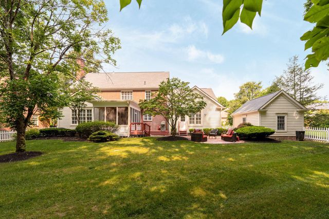 3516 Willow Grove, New Albany, OH 43054