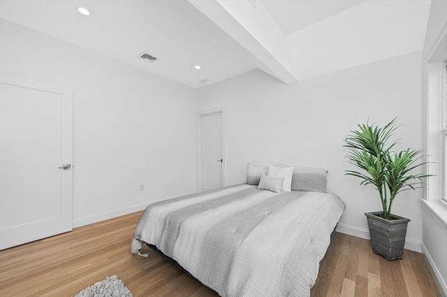 99 Sumner Street 2, Quincy, MA 02169