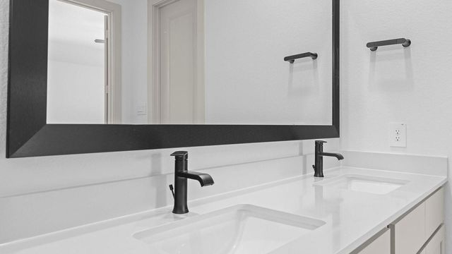 3428 Summercrisp Hollow Lane, Pearland, TX 77581