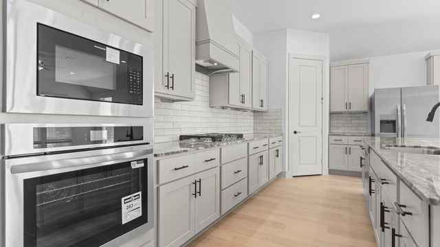 3428 Summercrisp Hollow Lane, Pearland, TX 77581