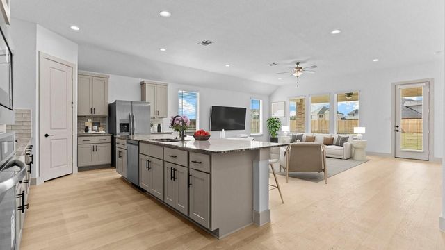 3428 Summercrisp Hollow Lane, Pearland, TX 77581