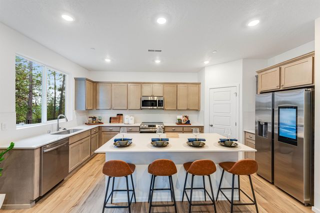 16581 E 30th Ln, Spokane Valley, WA 99037