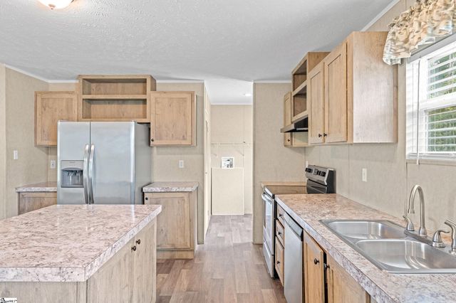 1649 Beaverdam Creek Road, Gray Court, SC 29645