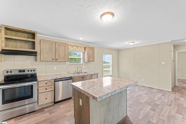 1649 Beaverdam Creek Road, Gray Court, SC 29645