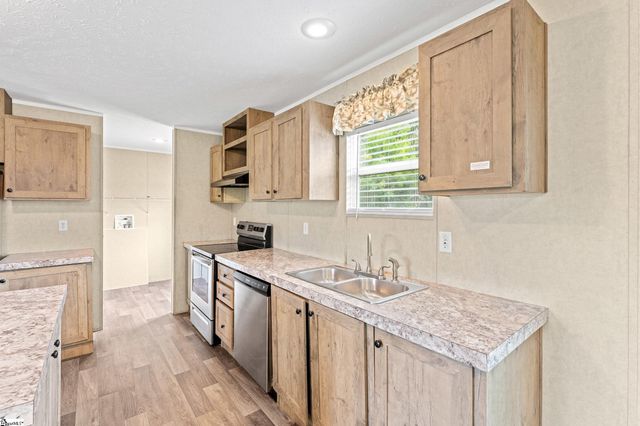 1649 Beaverdam Creek Road, Gray Court, SC 29645
