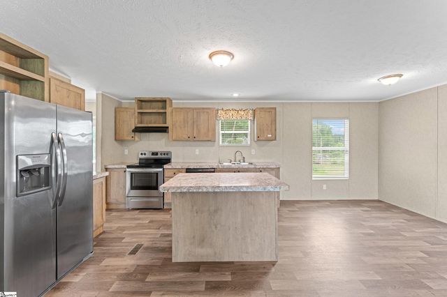 1649 Beaverdam Creek Road, Gray Court, SC 29645