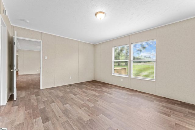 1649 Beaverdam Creek Road, Gray Court, SC 29645