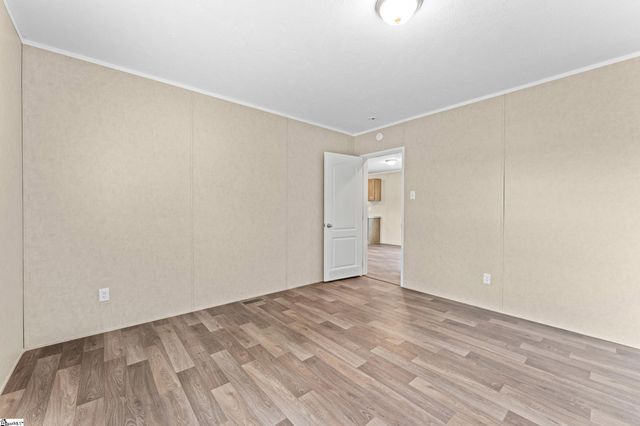 1649 Beaverdam Creek Road, Gray Court, SC 29645