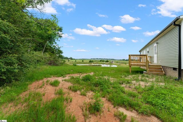 1649 Beaverdam Creek Road, Gray Court, SC 29645