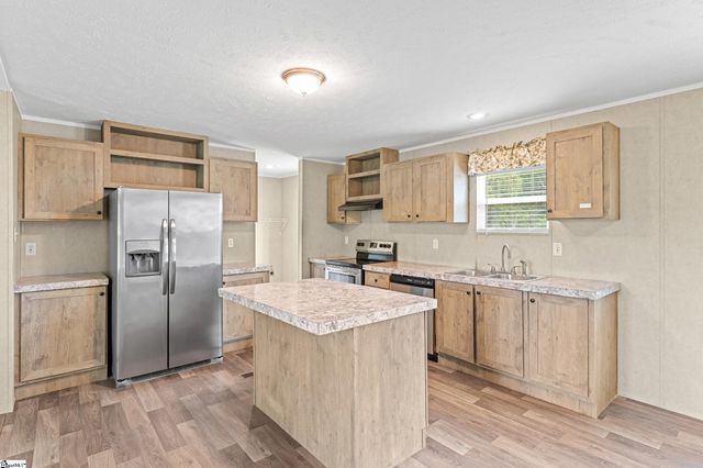 1649 Beaverdam Creek Road, Gray Court, SC 29645