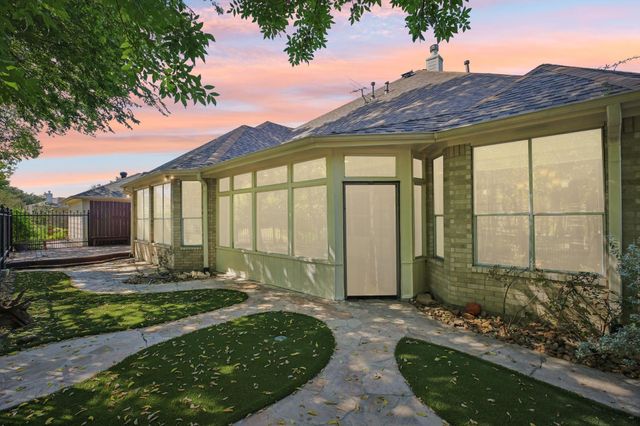 8822 Ballinger Drive, Houston, TX 77064