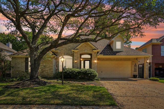 8822 Ballinger Drive, Houston, TX 77064