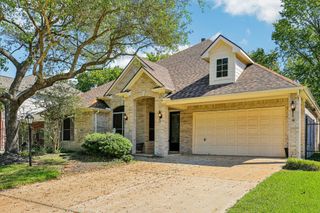 8822 Ballinger Drive, Houston, TX 77064