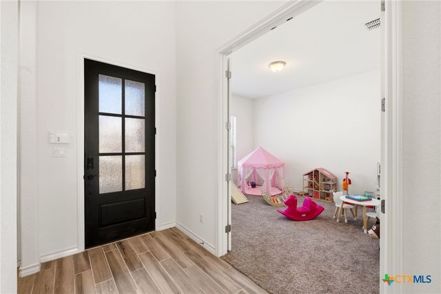 531 Orchard Way, New Braunfels, TX 78132