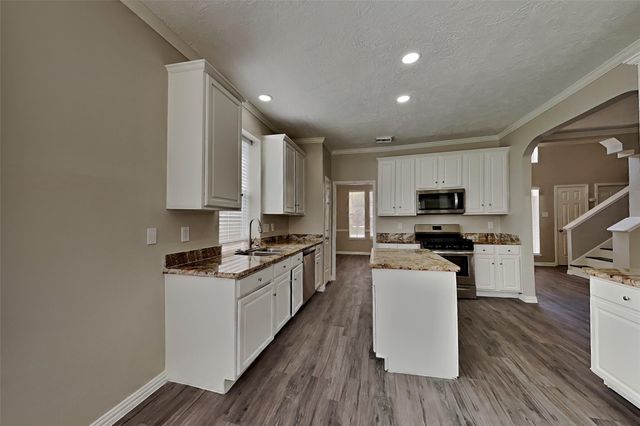 1703 Calmar Drive, Spring, TX 77386