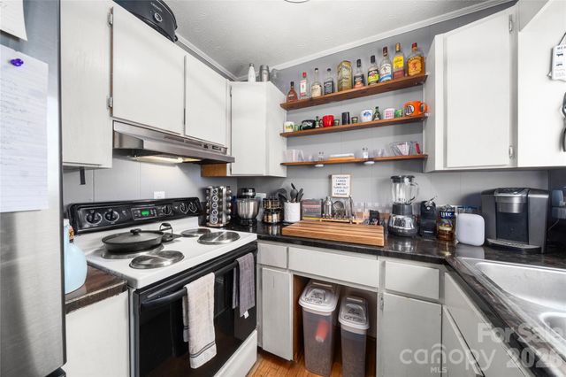 177 Forest Drive 11, Clyde, NC 28721