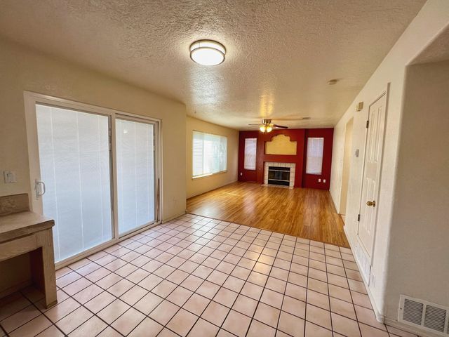 1000 Glacier Bay Street SE, Albuquerque, NM 87123