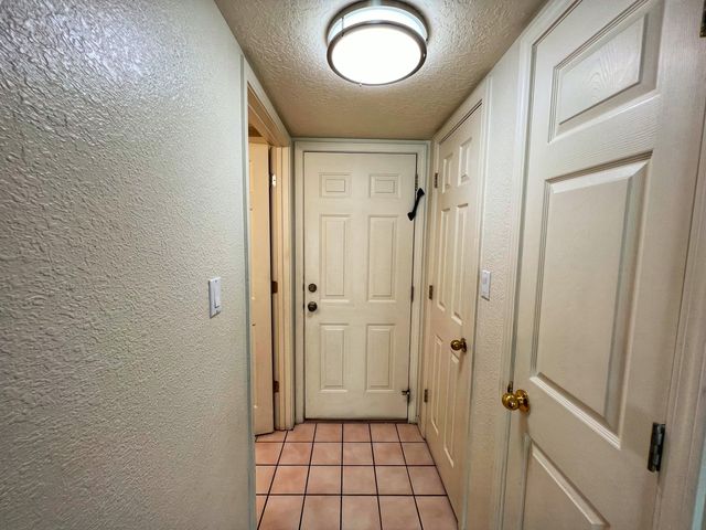1000 Glacier Bay Street SE, Albuquerque, NM 87123
