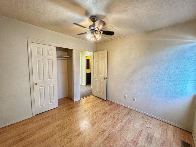 1000 Glacier Bay Street SE, Albuquerque, NM 87123