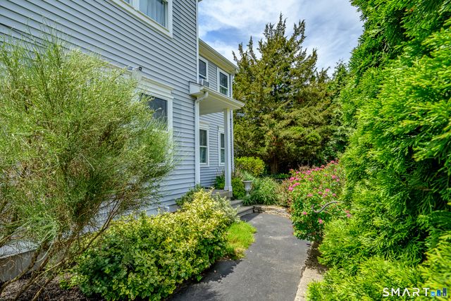 39 Jefferson Drive, Killingly, CT 06239