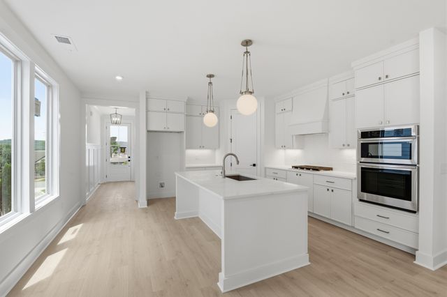 601 James Ave, Nashville, TN 37209