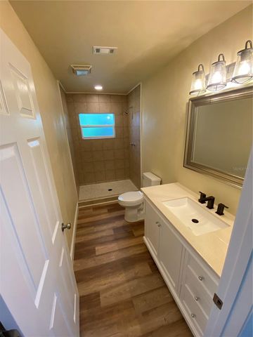 1411 SE 35TH ST, Gainesville, FL 32609