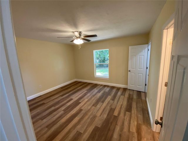 1411 SE 35TH ST, Gainesville, FL 32609