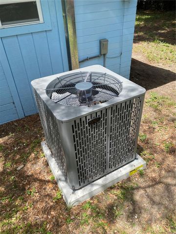 1411 SE 35TH ST, Gainesville, FL 32609