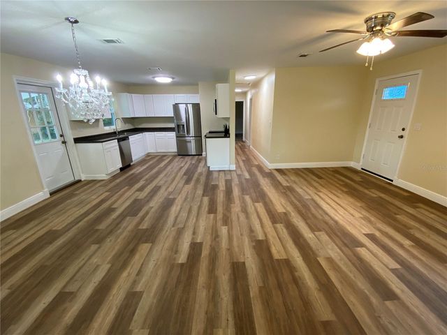 1411 SE 35TH ST, Gainesville, FL 32609