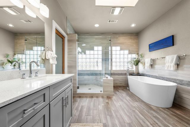 106 Long MTN, Horseshoe Bay, TX 78657