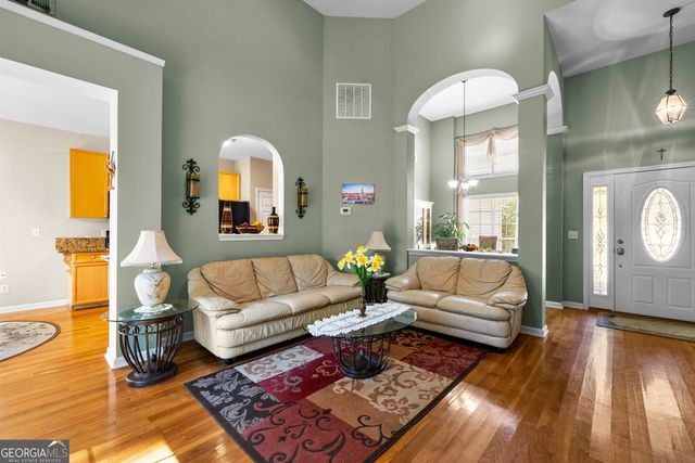 143 Oak Park Square, Newnan, GA 30265