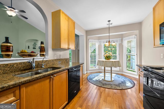 143 Oak Park Square, Newnan, GA 30265