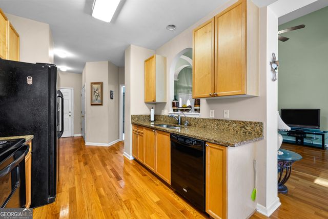 143 Oak Park Square, Newnan, GA 30265