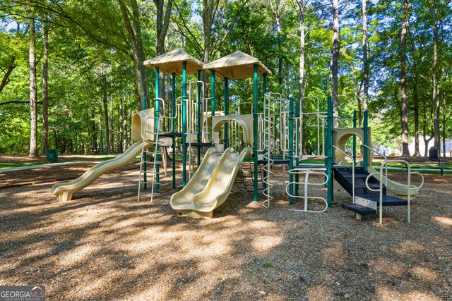 143 Oak Park Square, Newnan, GA 30265